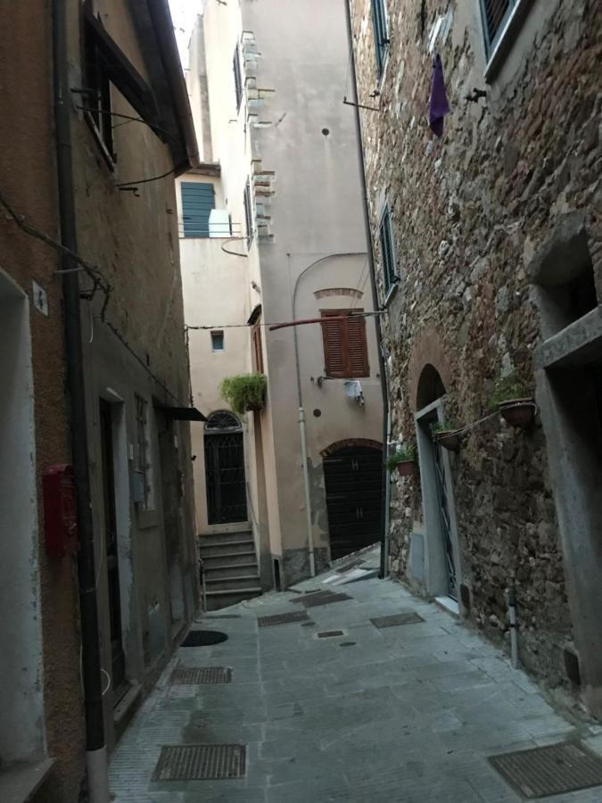La Casa Di Zoe Lägenhet Campiglia Marittima Exteriör bild